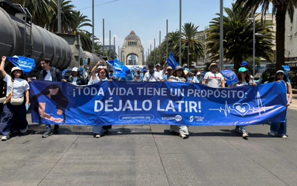 “Every life has a purpose, let [its heart] beat!” reads a banner at the March for Life in Mexico on April 25, 2026. | Credit: Primatial Archdiocese of Mexico